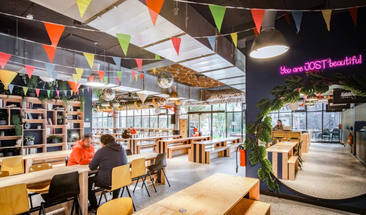 Jost Hostel Le Havre Centre Gare Екстериор снимка