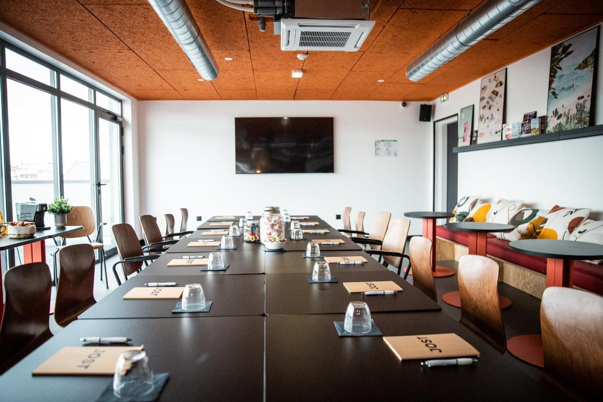Jost Hostel Le Havre Centre Gare Екстериор снимка